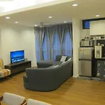 Fahrenheit Condo Bukit Bintang Kl 3R By Roseline